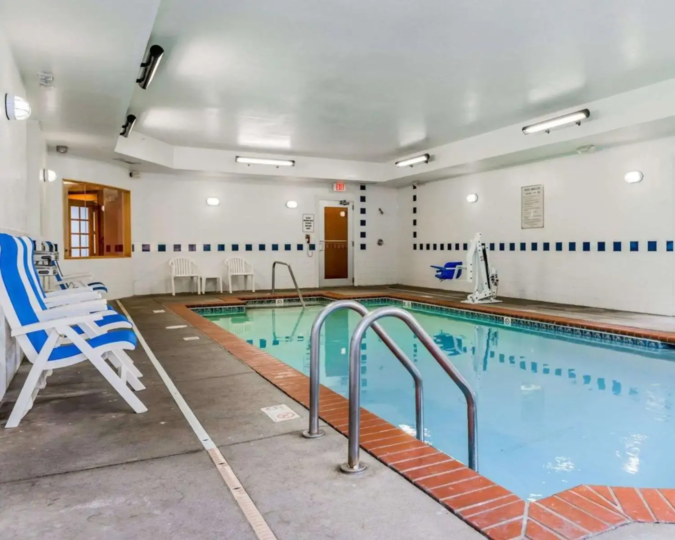 Photo - Baymont by Wyndham Indianapolis East