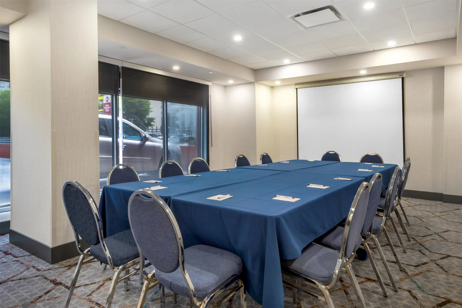 Photo - Best Western Plus Suites Downtown
