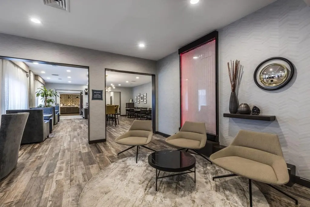 Foto - Best Western Plus Nashville Airport Hotel - BNA