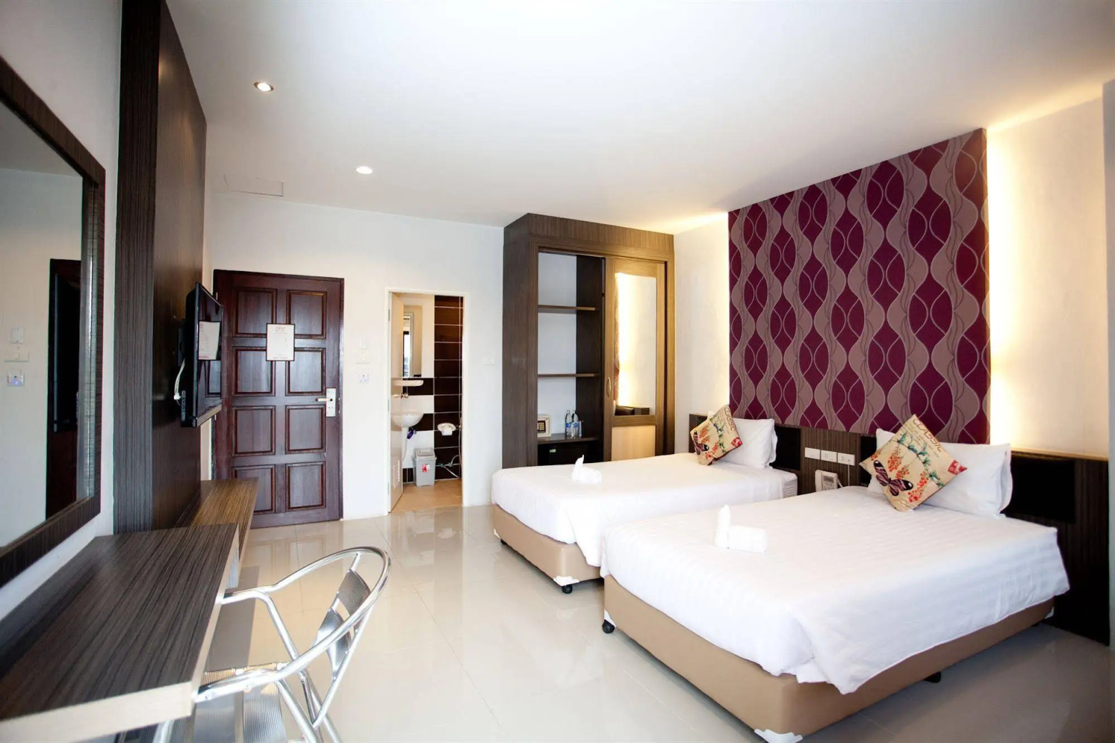 Photo - iCheck inn Chill Patong