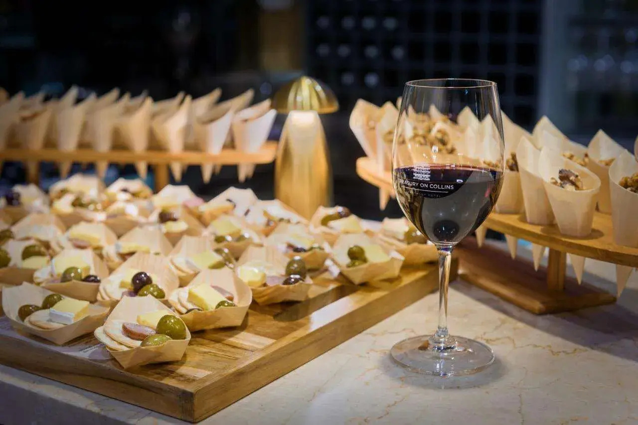 Foto - Treasury on Collins Melbourne