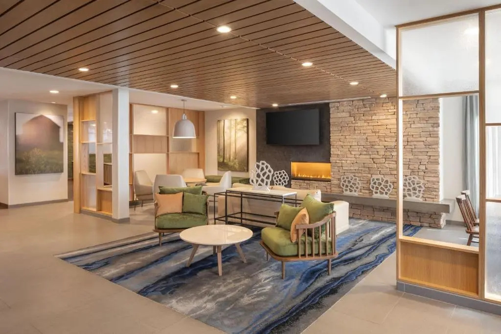 Photo - Fairfield Inn & Suites by Marriott Fresno North/Shaw Avenue
