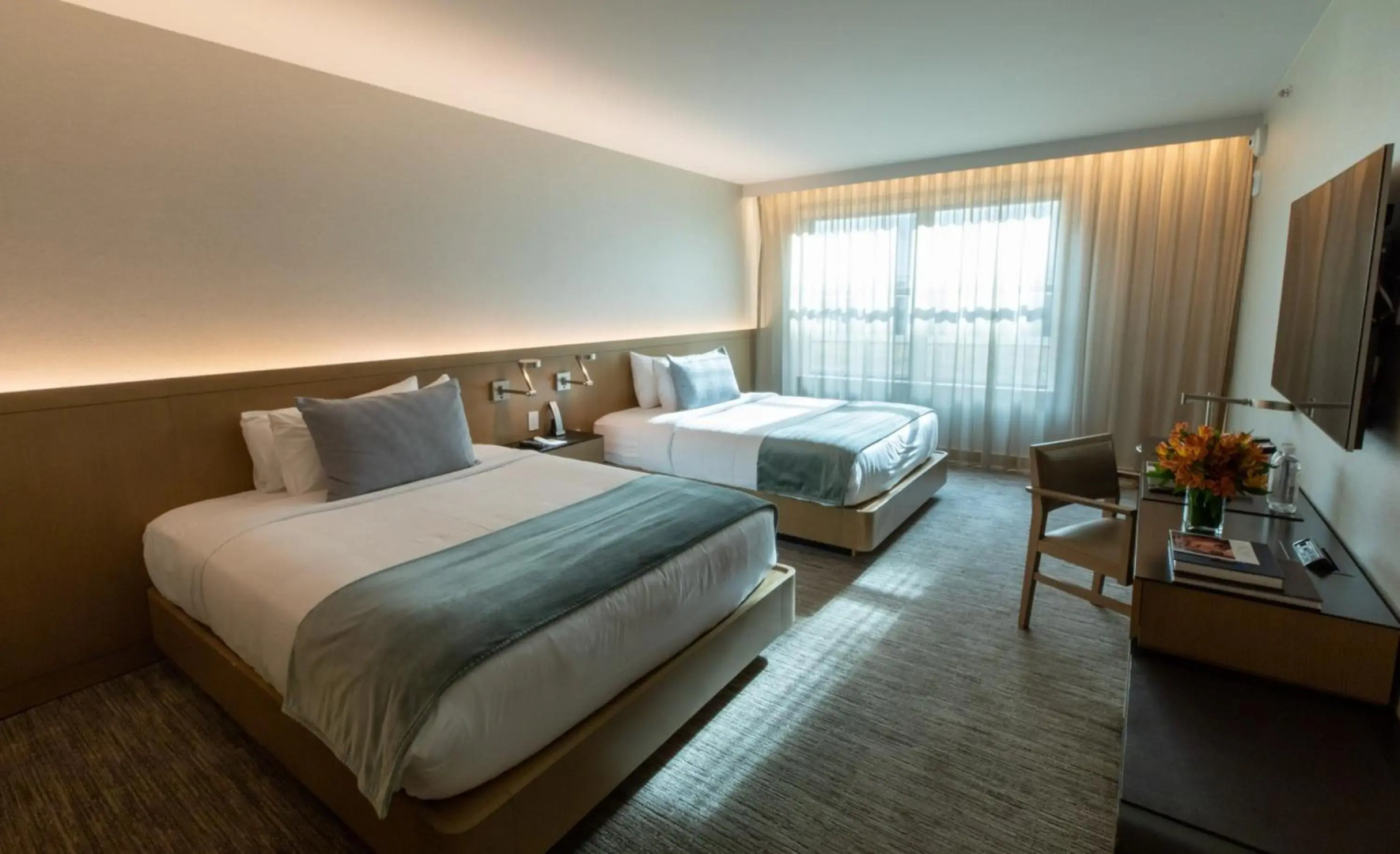 Photo - The Knickerbocker