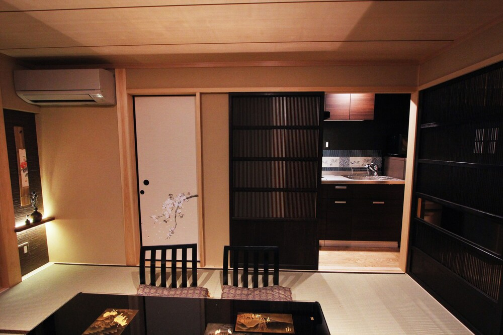 Foto - Kyomachiya Ebisu Private Luxury Townhouse in Higashiyama