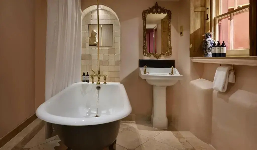Photo - The Rookery Hotel