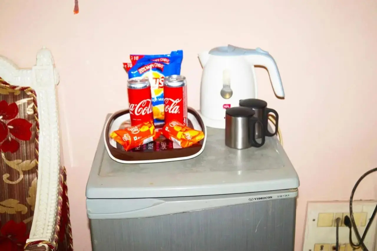 Photo - Hotel De Hocks Deluxe - New Delhi Railway Station