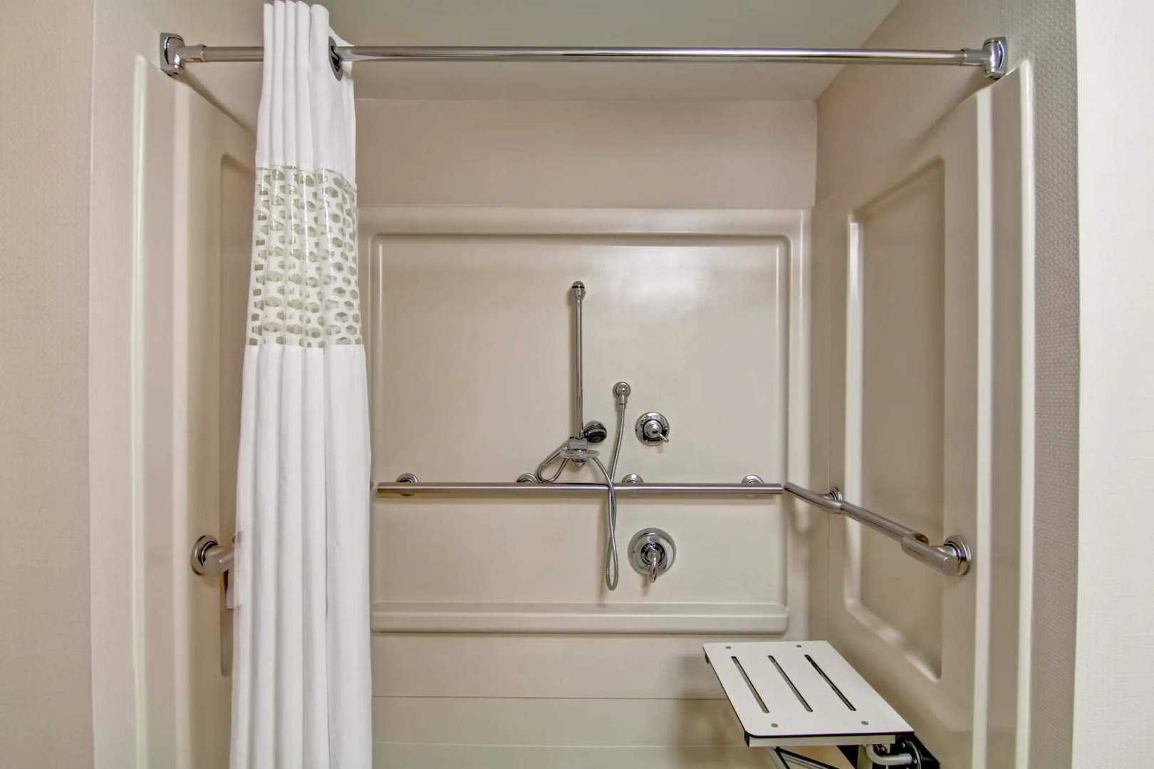 Photo - Hampton Inn & Suites Guelph