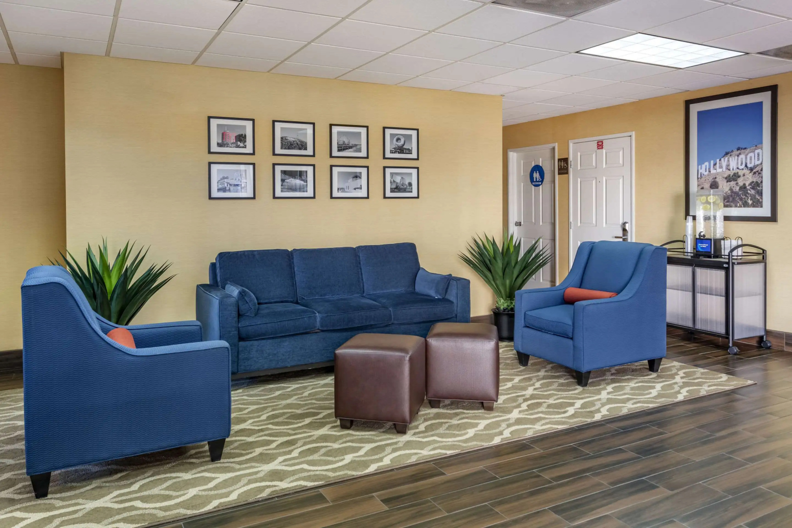 Foto - Comfort Inn & Suites Near Universal - N. Hollywood - Burbank