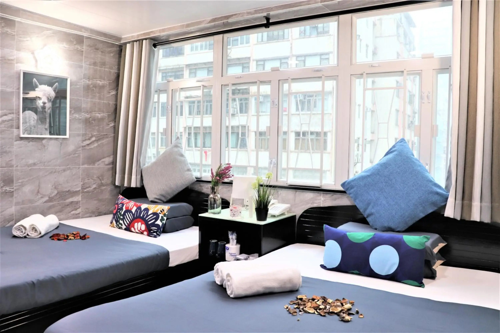Photo - W's Lounge