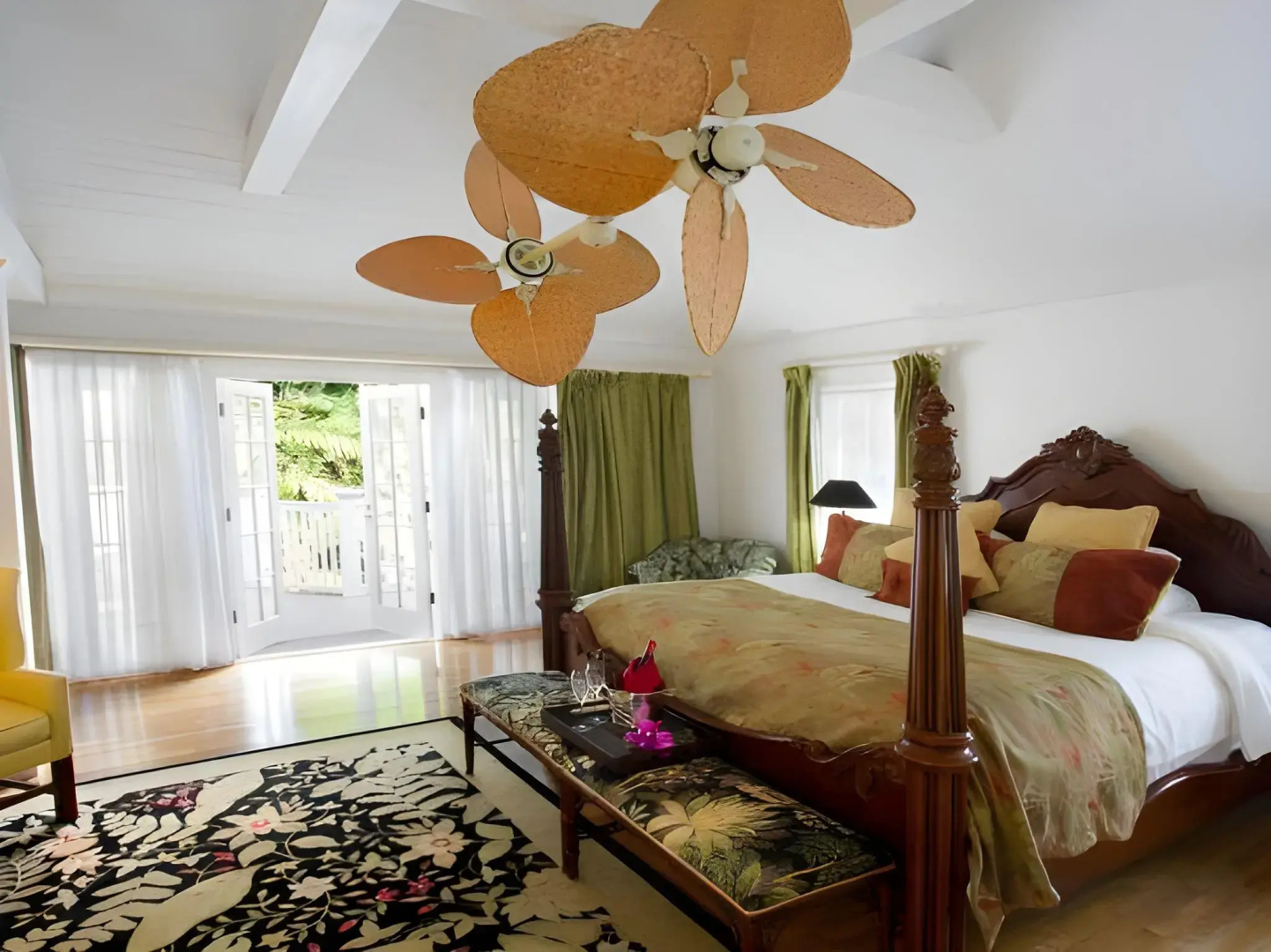 Photo - The Gardens Hotel
