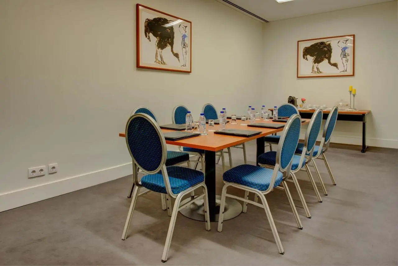 Photo - VIP Executive Arts Hotel