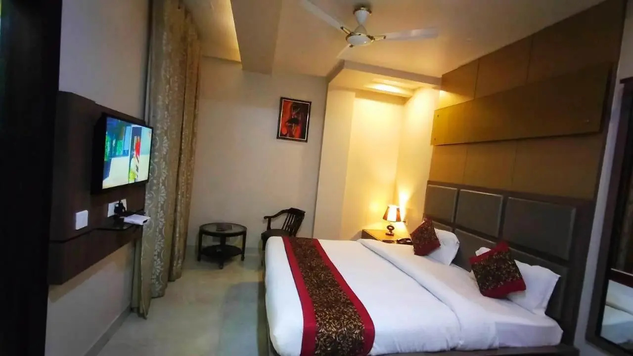 Hotel Ozas Grand