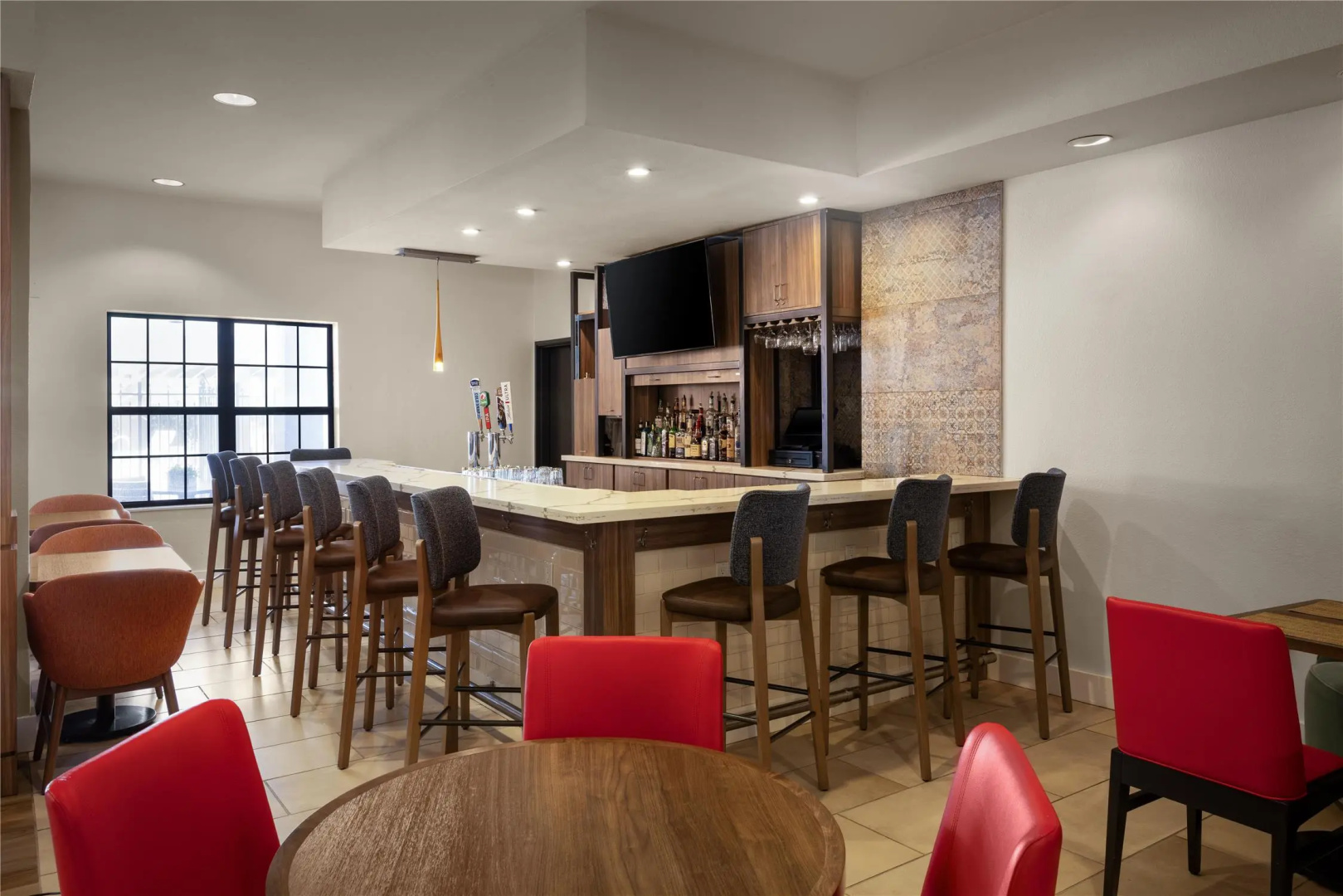 Photo - Hilton Garden Inn Phoenix Airport