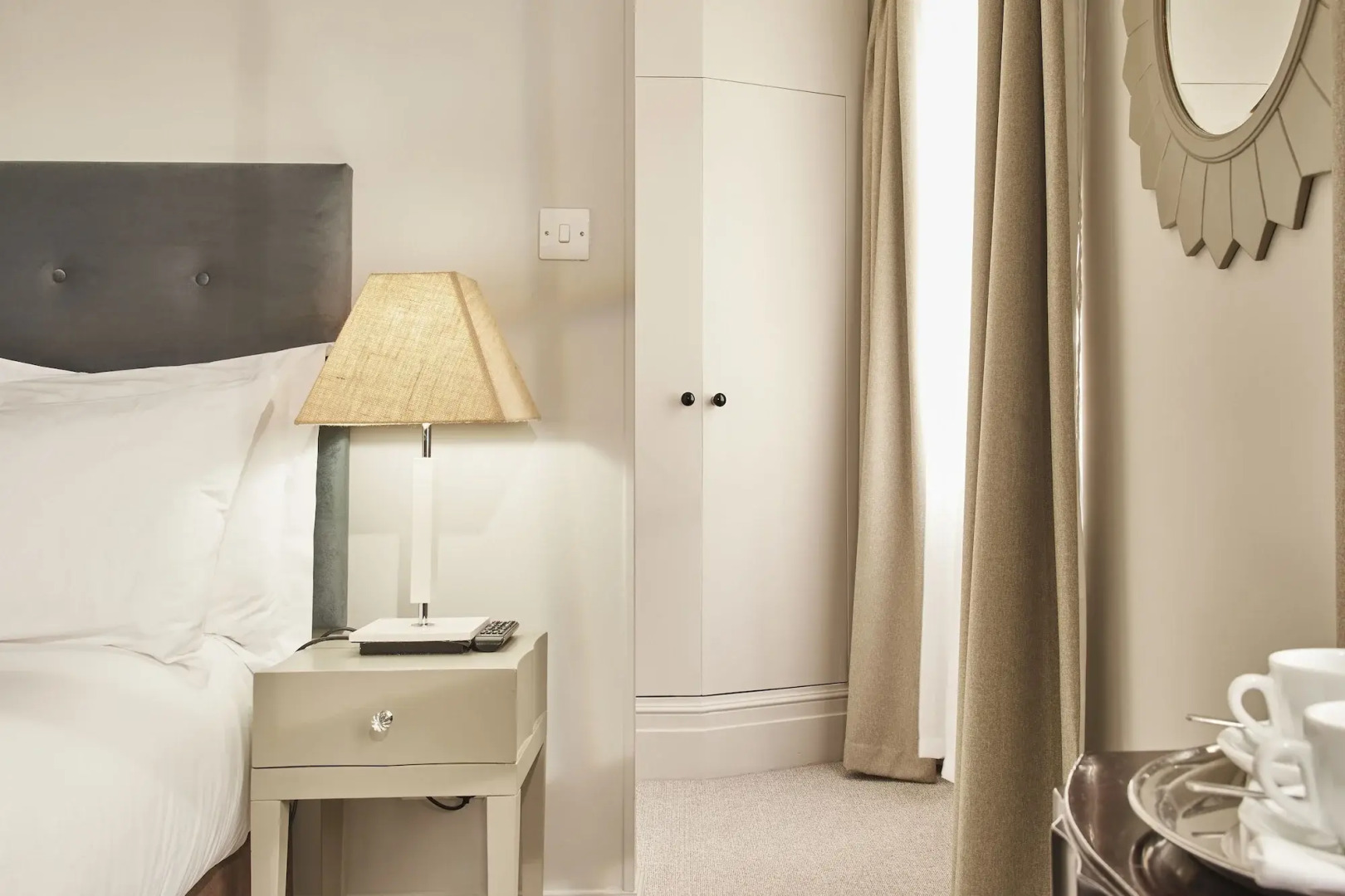 Photo - The Tophams Hotel