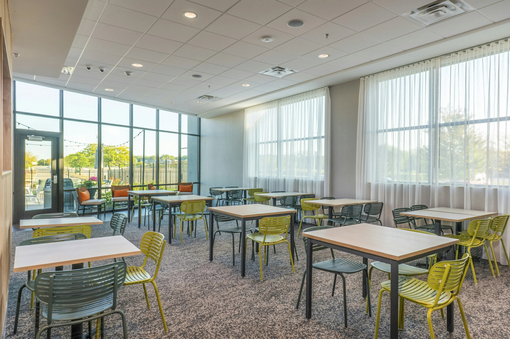 Foto - Spark By Hilton Madison Central