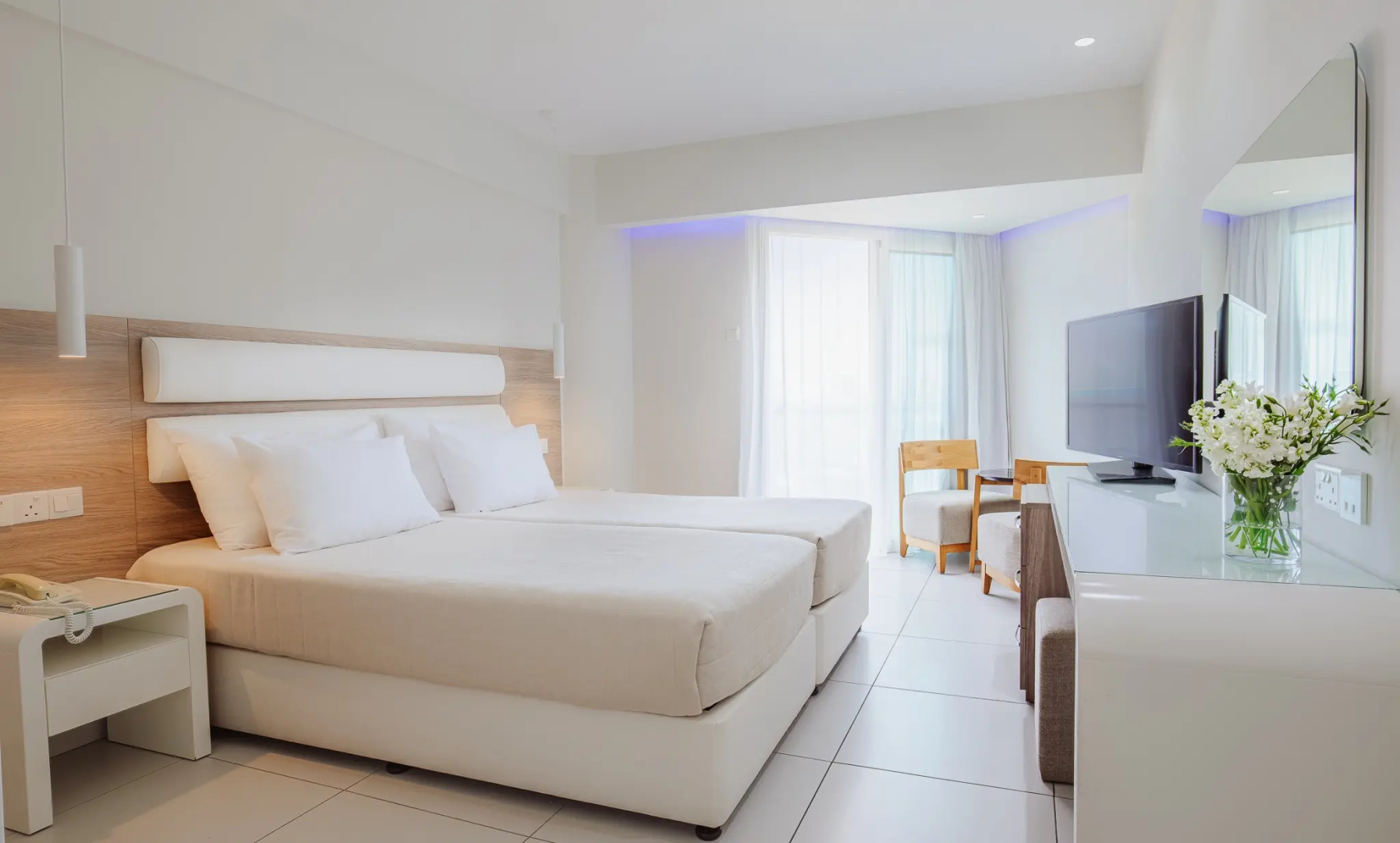Foto - Tasia Maris Sands (Adults Only)
