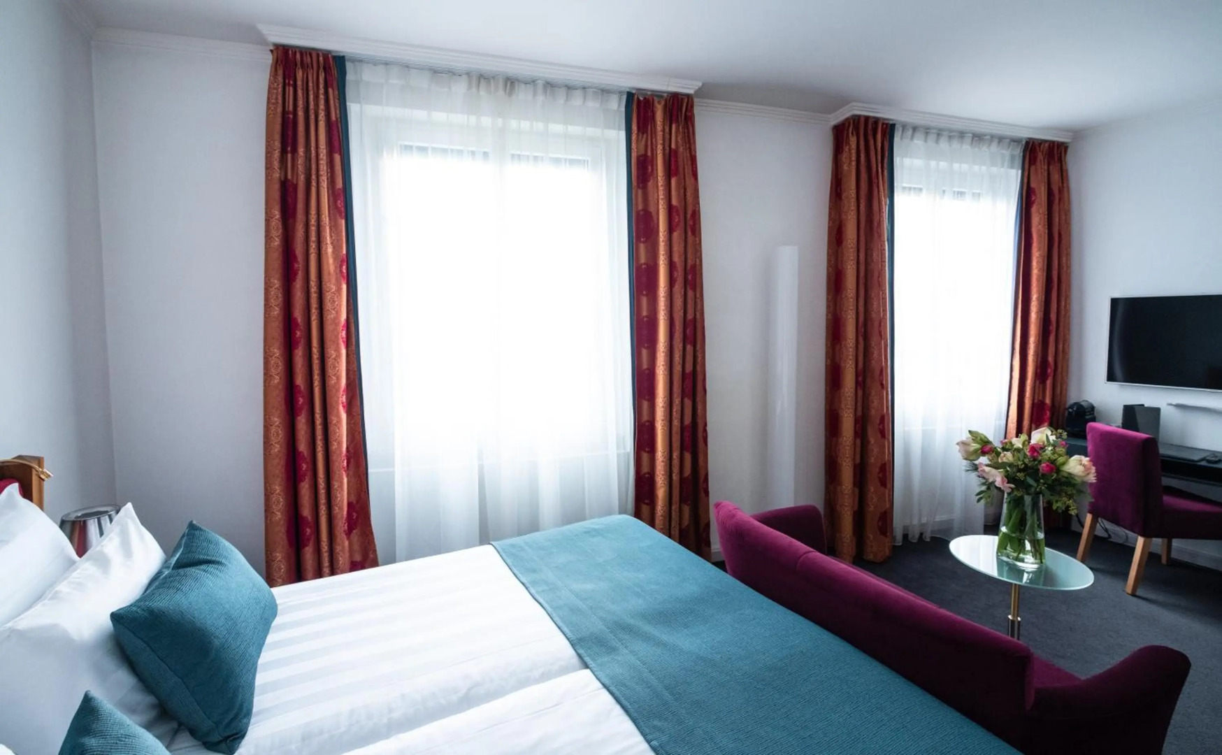 Photo - The Ambassador