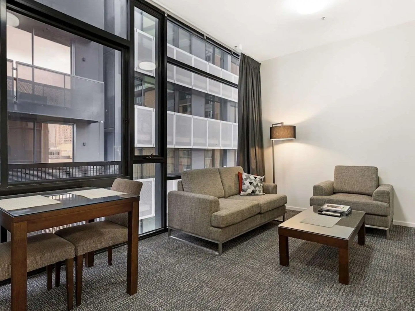 Photo - Melbourne CBD Central Apartment Hotel Official