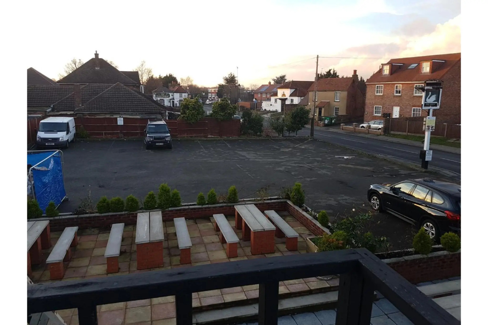 Foto - Swan Inn, Heathrow Airport