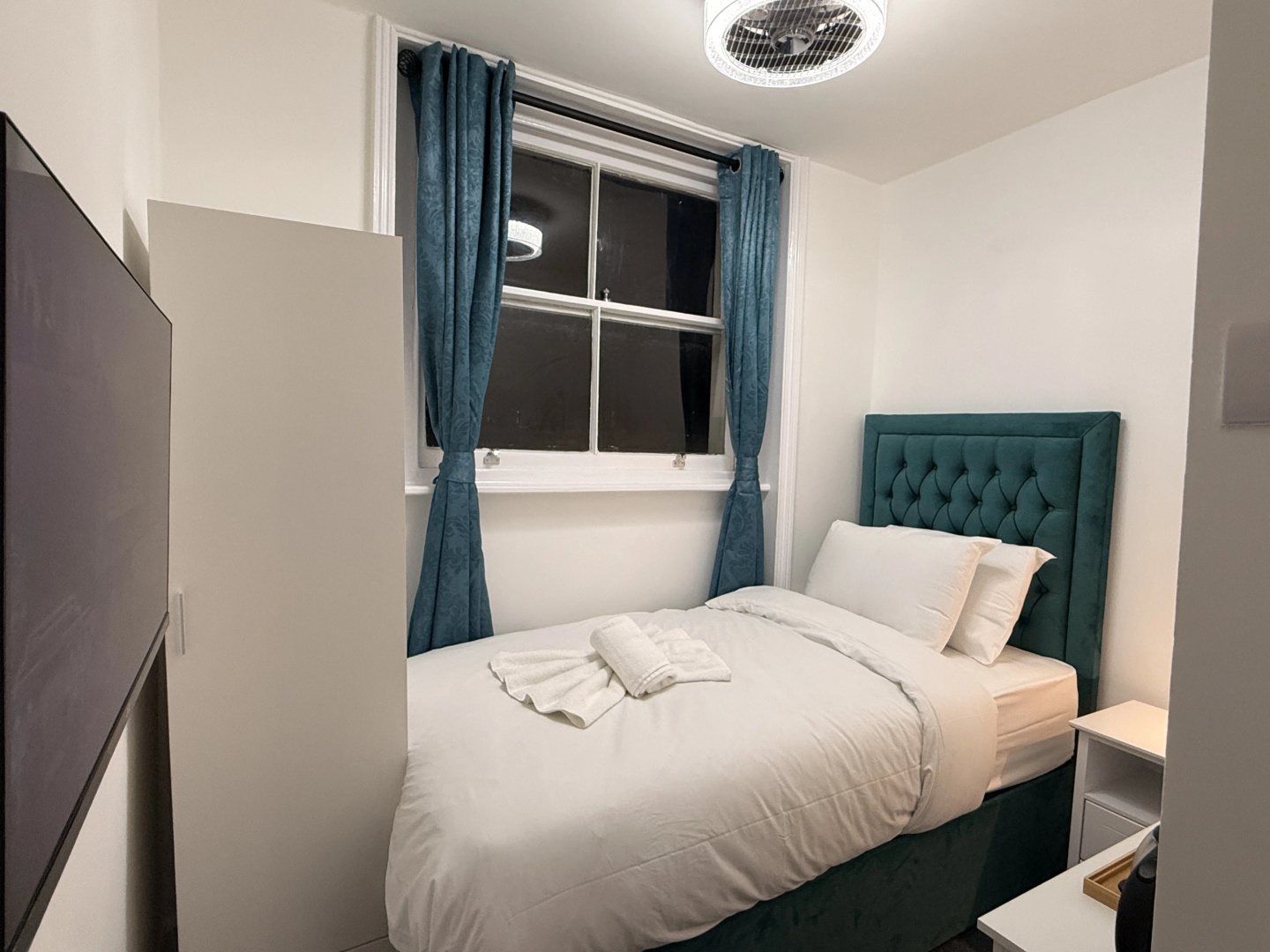 Photo - Whiteleys Hotel