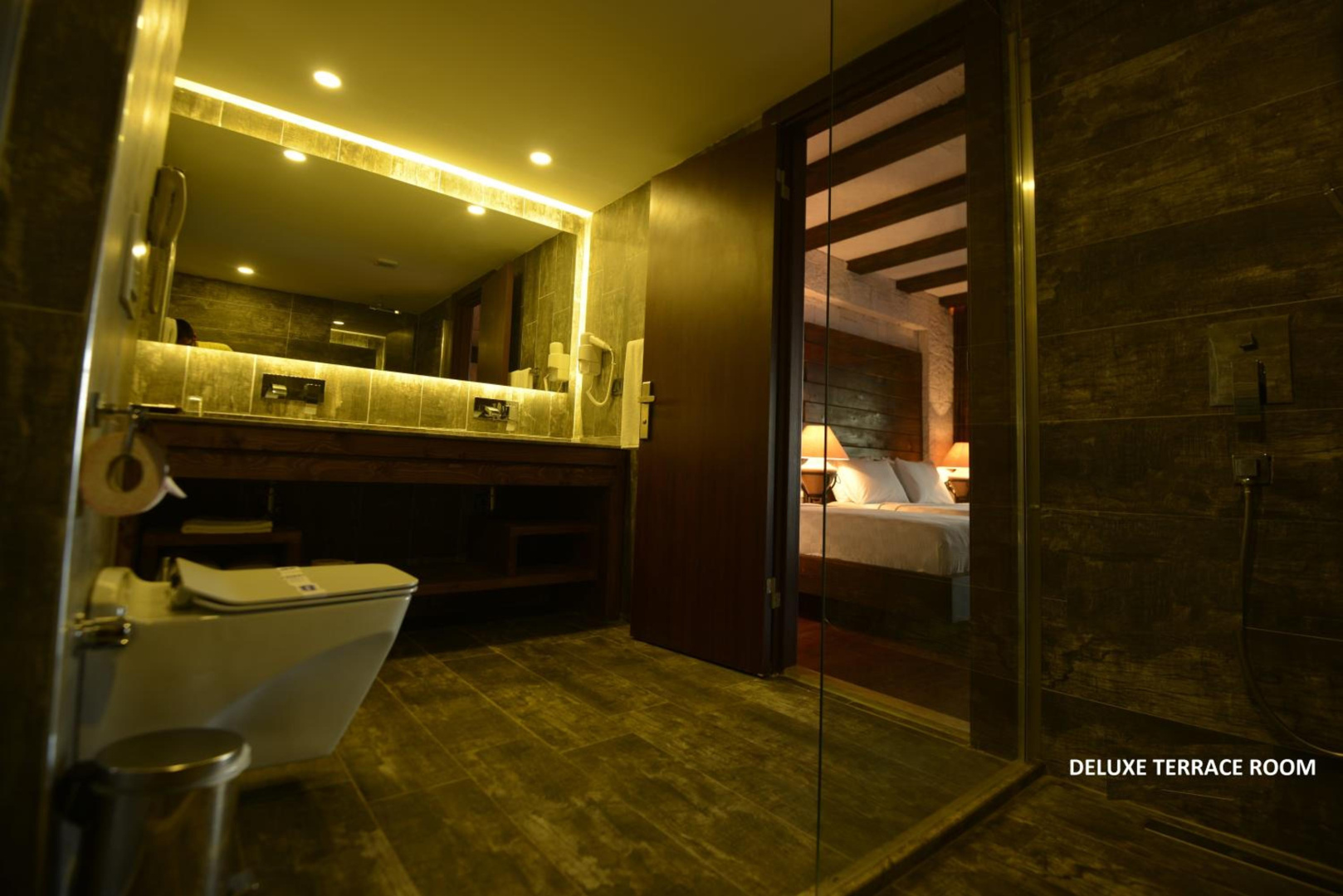 Foto - Manaspark Deluxe Hotel