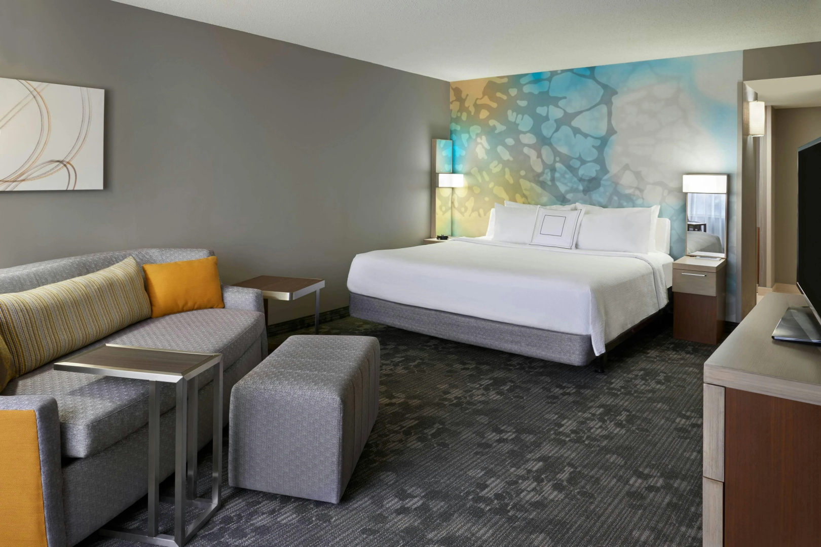 Photo - Courtyard by Marriott Toronto Airport