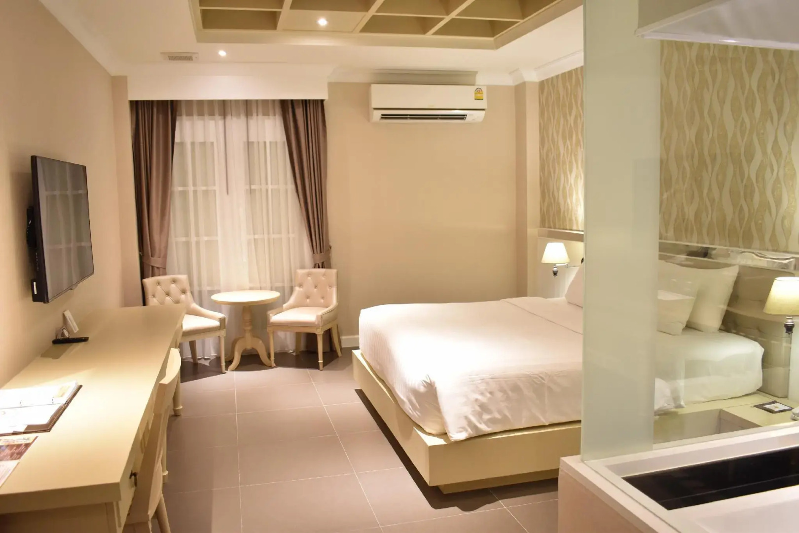 Photo - The Raya Surawong Bangkok