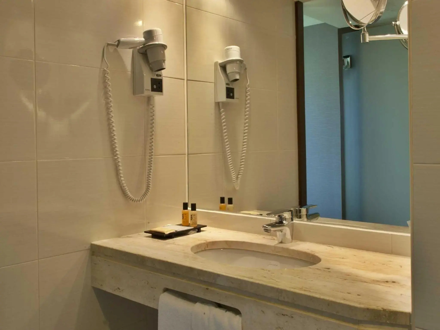 Photo - TURIM Luxe Hotel