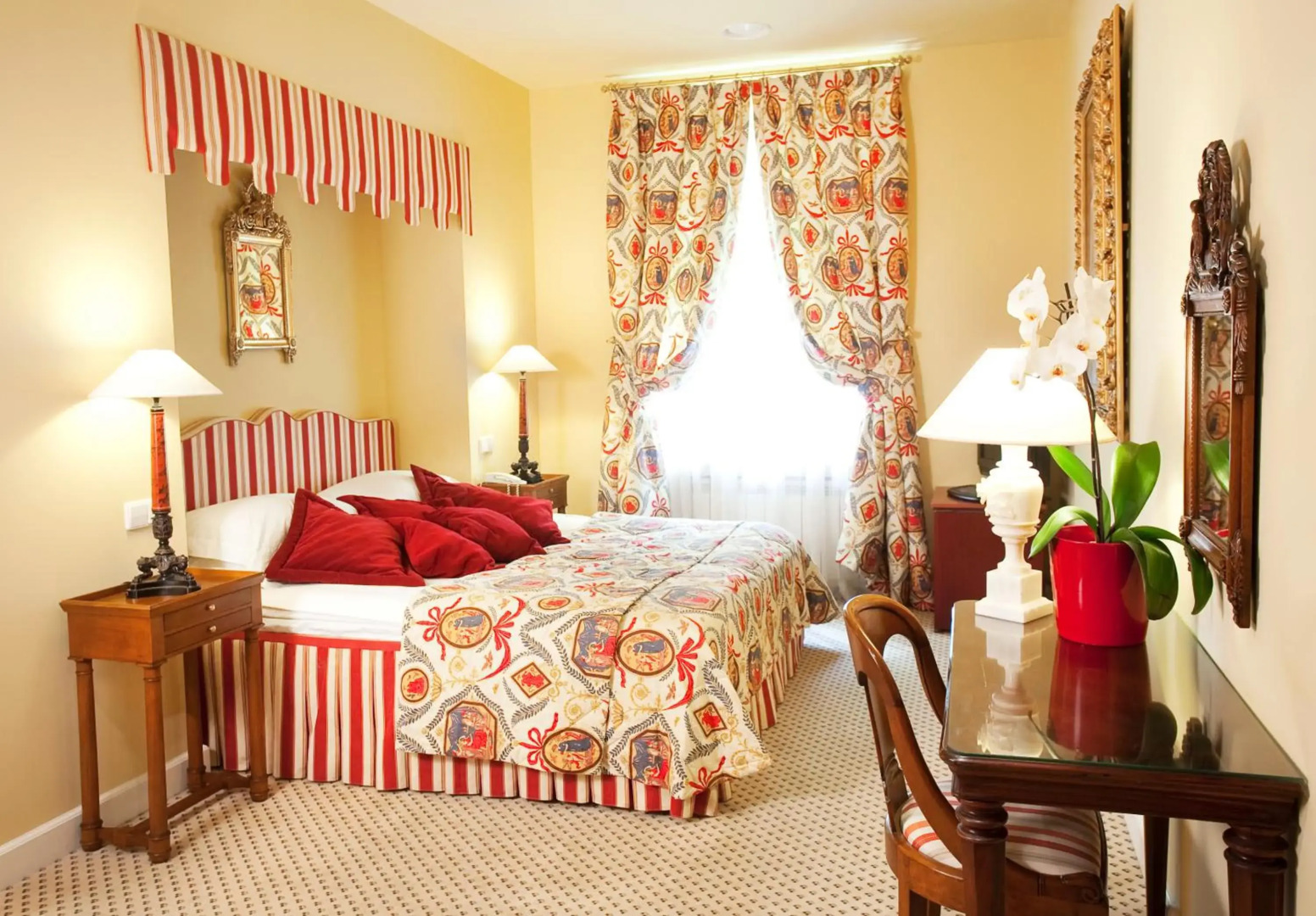 Photo - NARUTIS Hotel - Small Luxury Hotels of The World