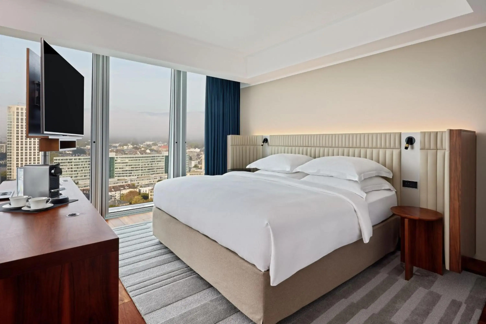Photo - JW Marriott Hotel Frankfurt