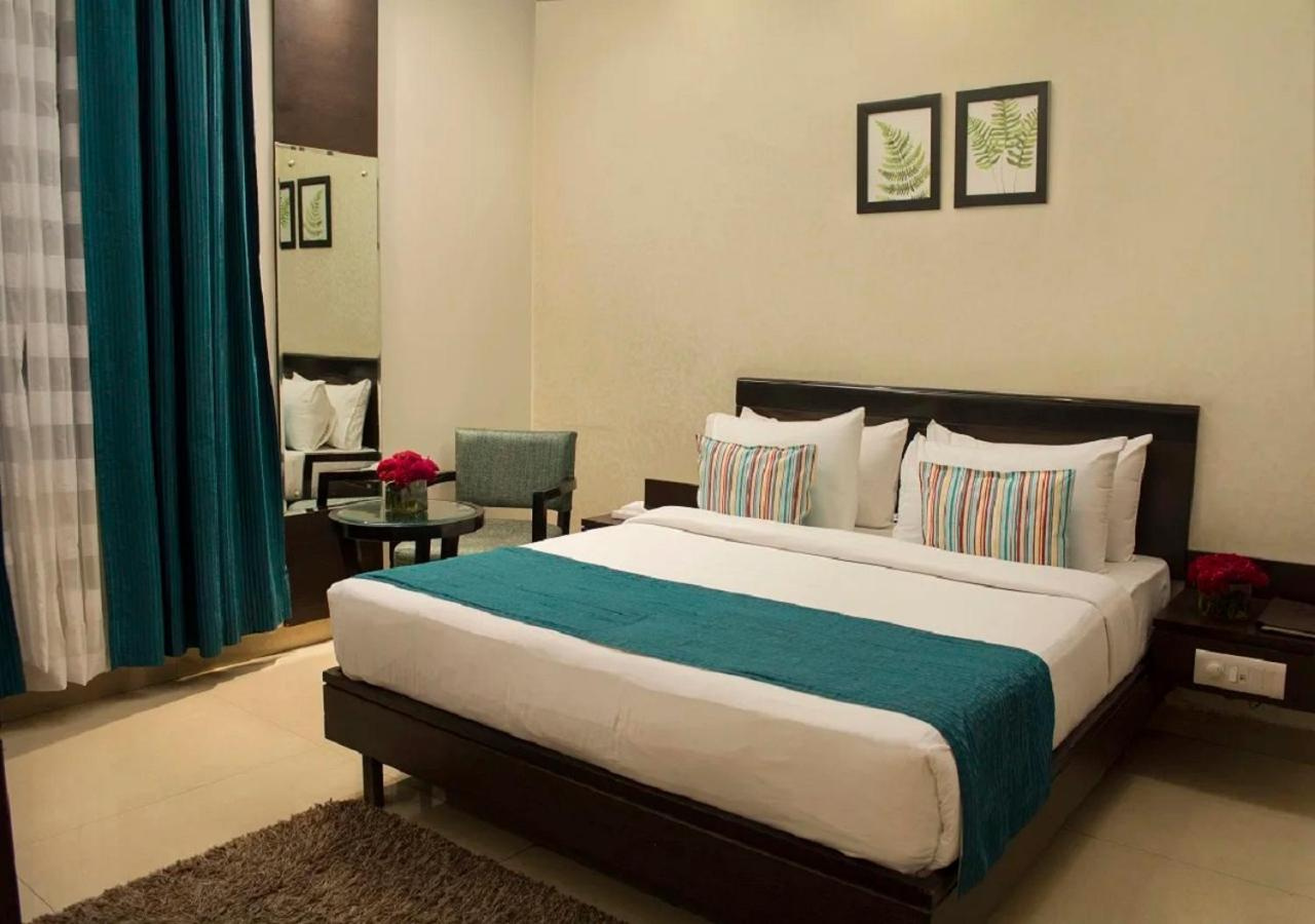 Photo - Rockland Hotel Panchsheel Enclave