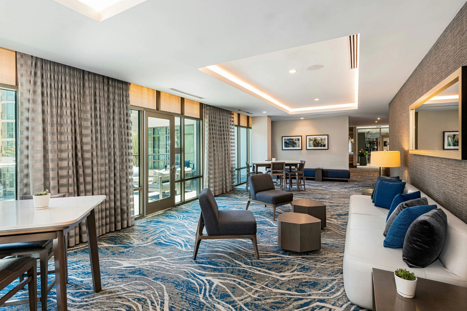 Foto - Courtyard by Marriott Los Angeles Monterey Park