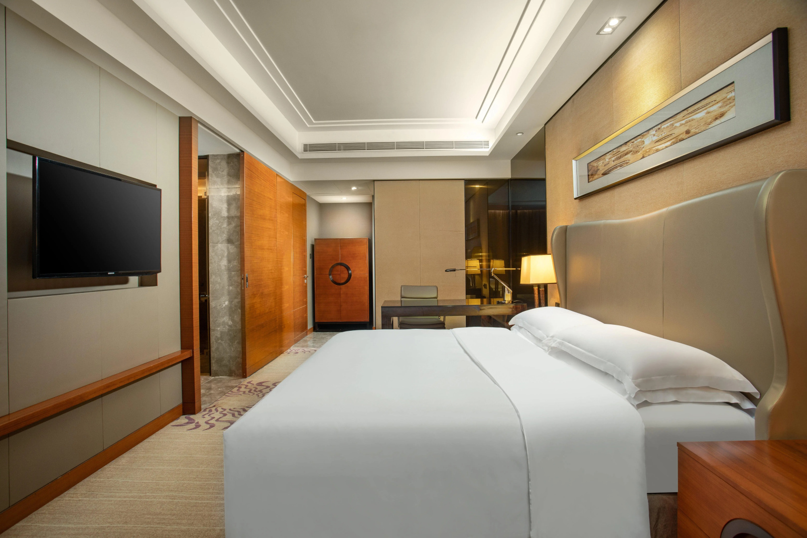 Crowne Plaza Huizhou by IHG