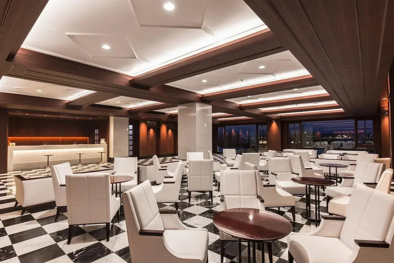 Photo - Plaza Hotel Premier