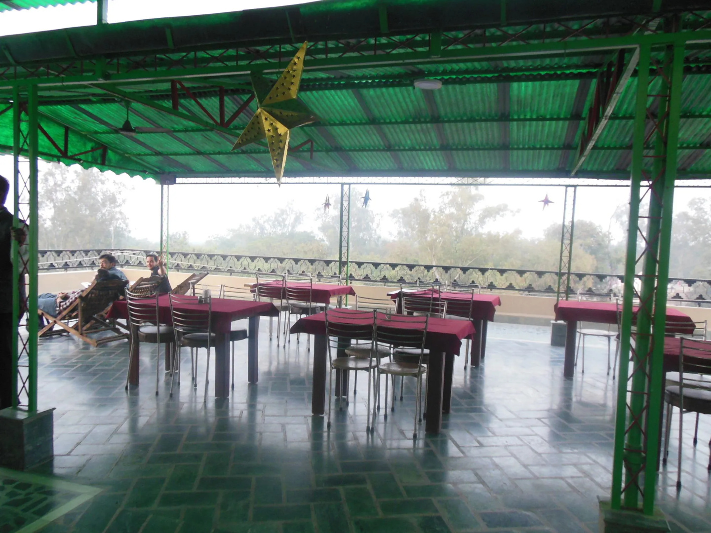 Photo - Hotel Taj Plaza