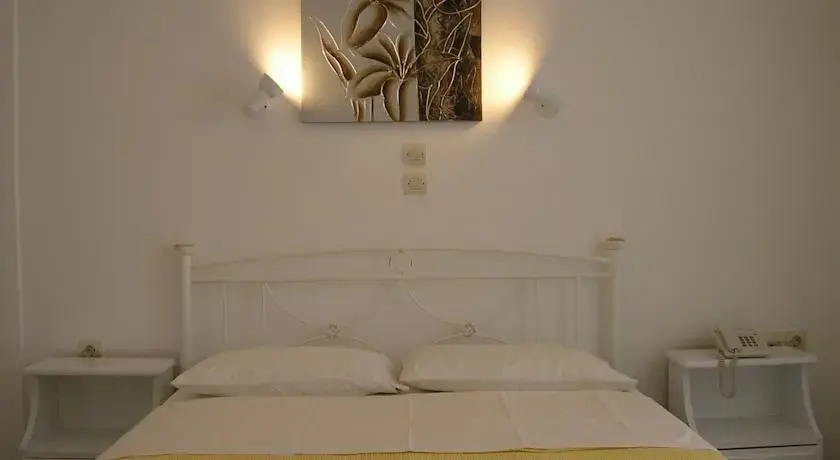 Foto - Finikas Santorini