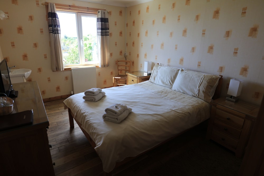 sandwick bay guest house