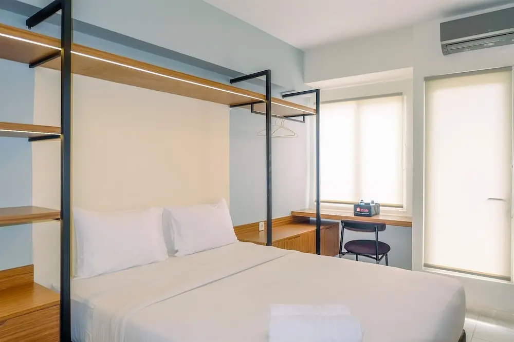 Fancy and Nice Studio at Podomoro Golf View Apartment