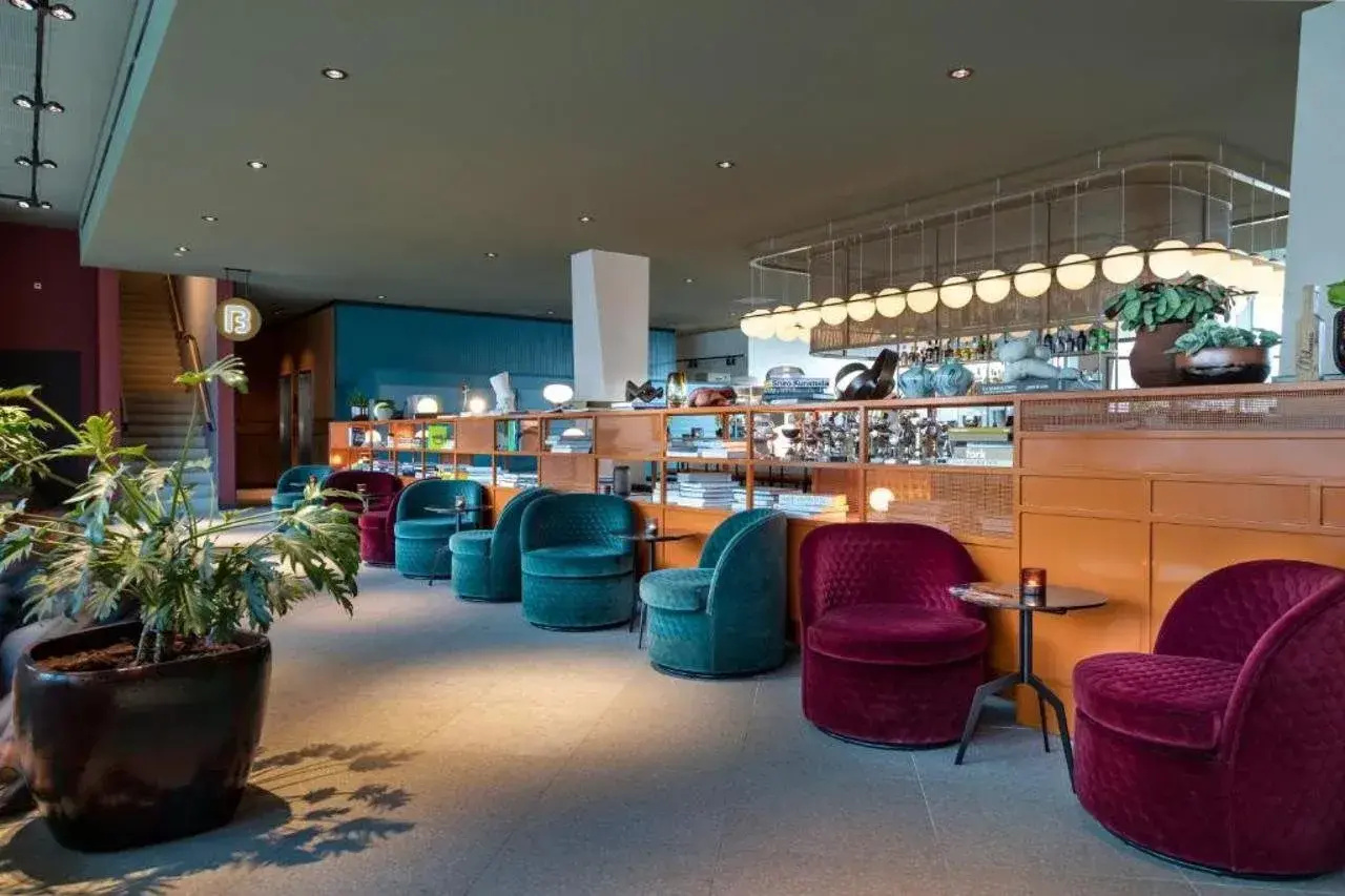 Photo - Olympic Hotel