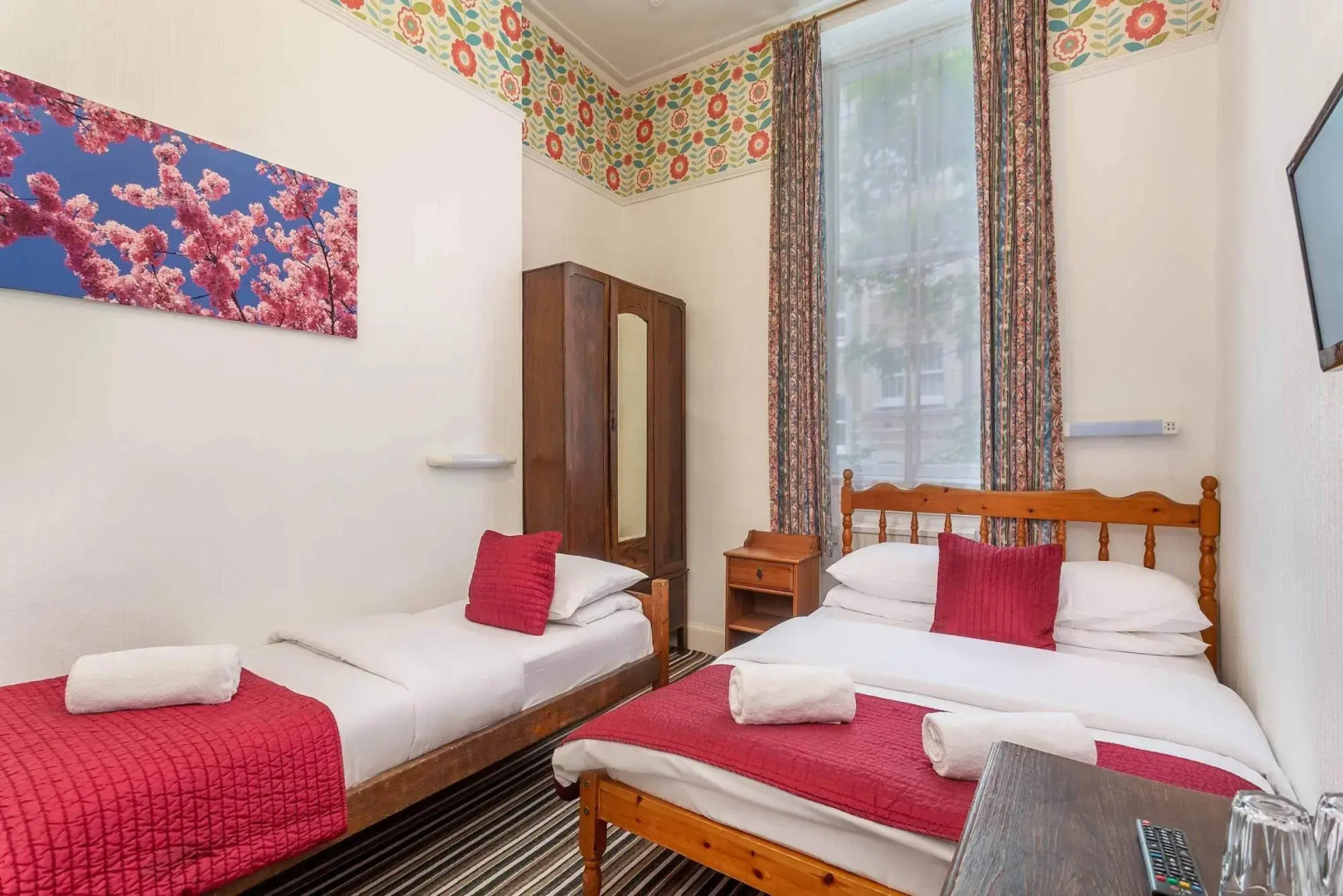 Foto - St Athans Hotel