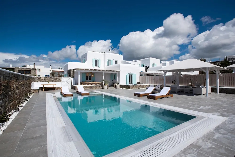 Photo - Tiffanys Villas