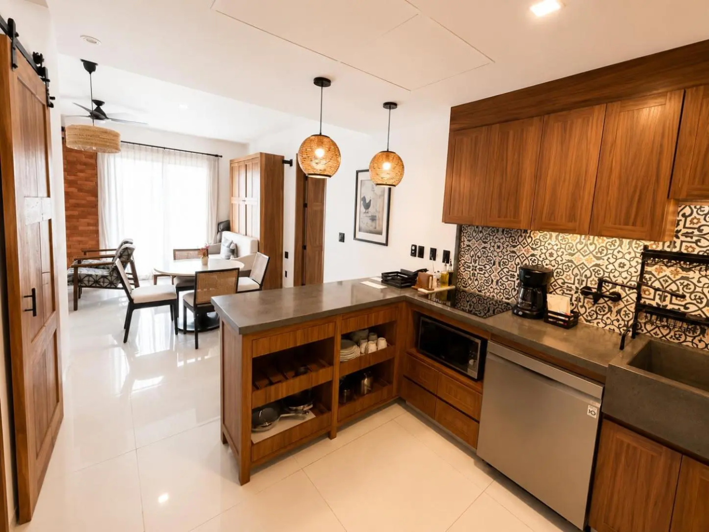 Photo - Flamboyan Hotel & Residences