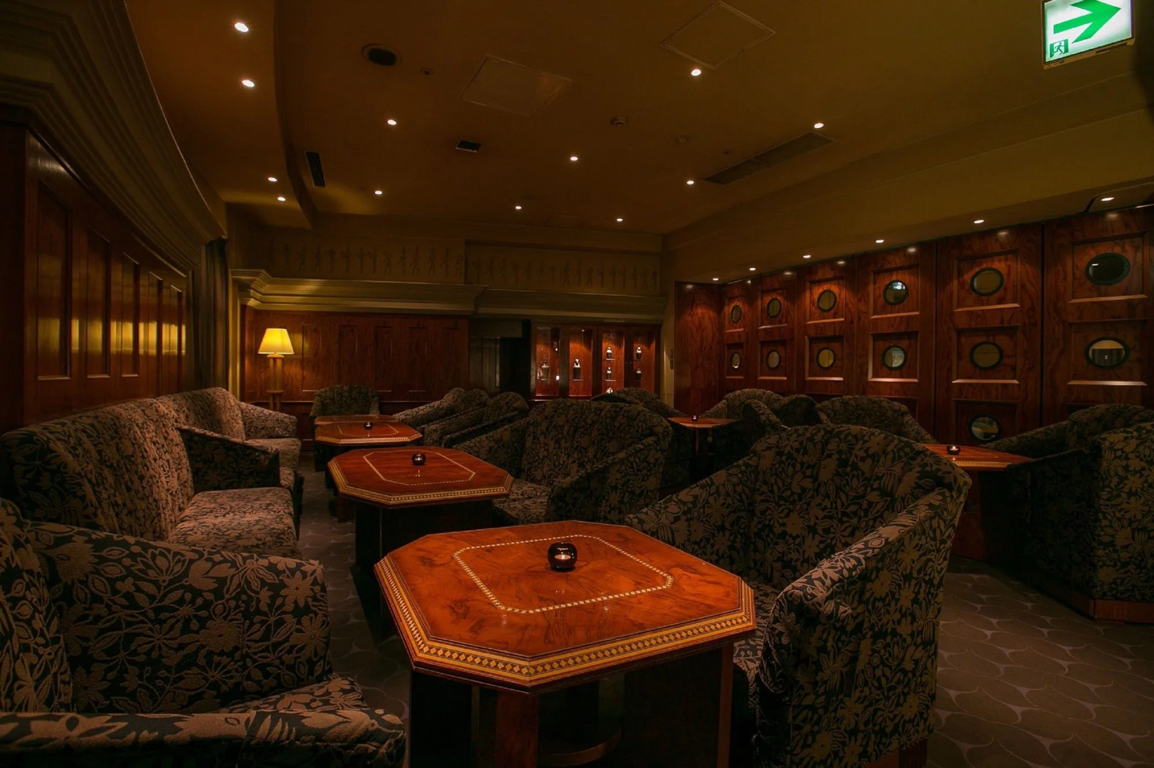 Foto - The Basics Fukuoka