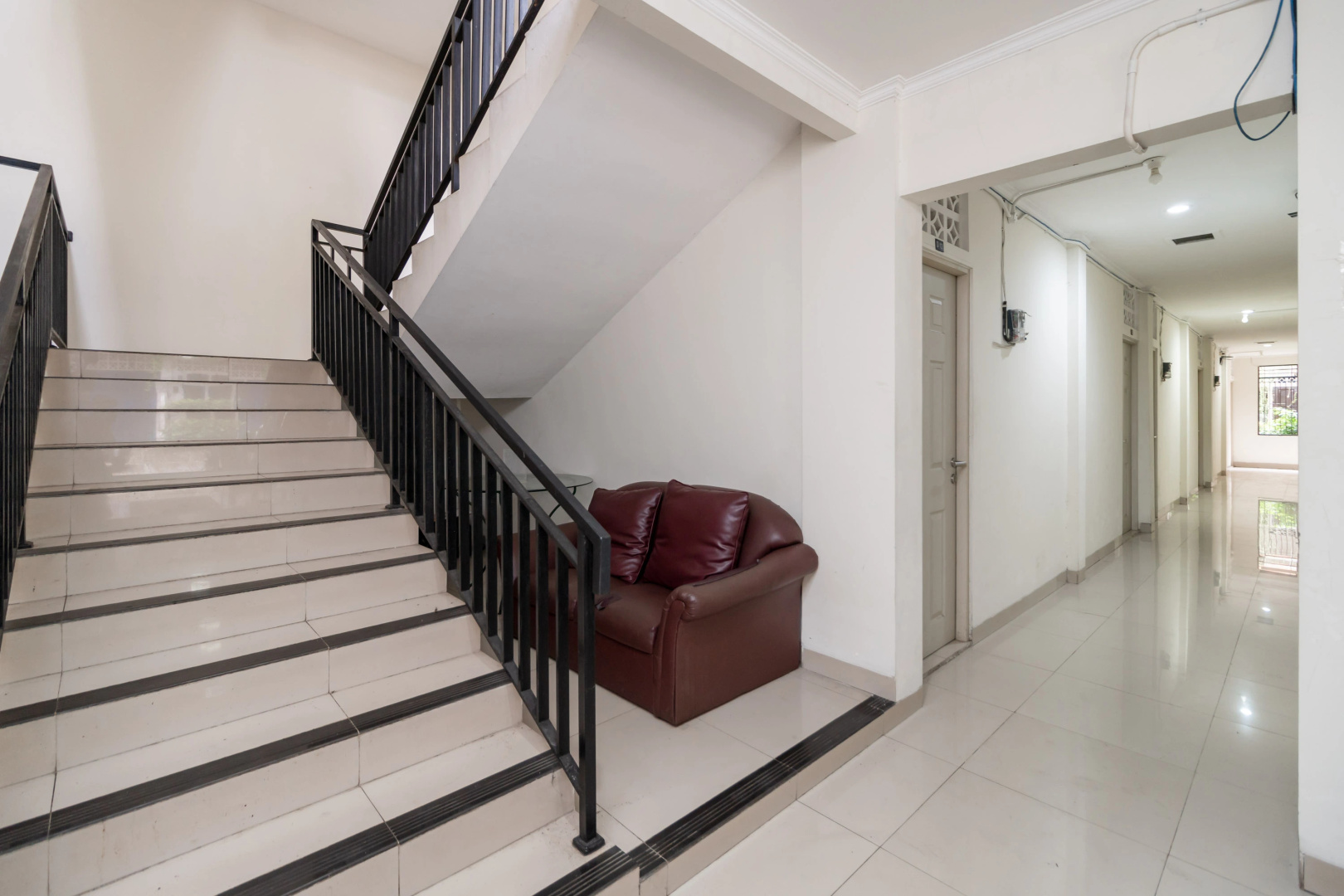 Foto - Urbanview Hotel Minongga Pondok Labu by RedDoorz