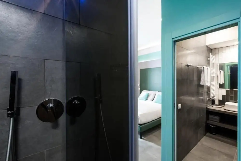 Photo - Circle in the Square