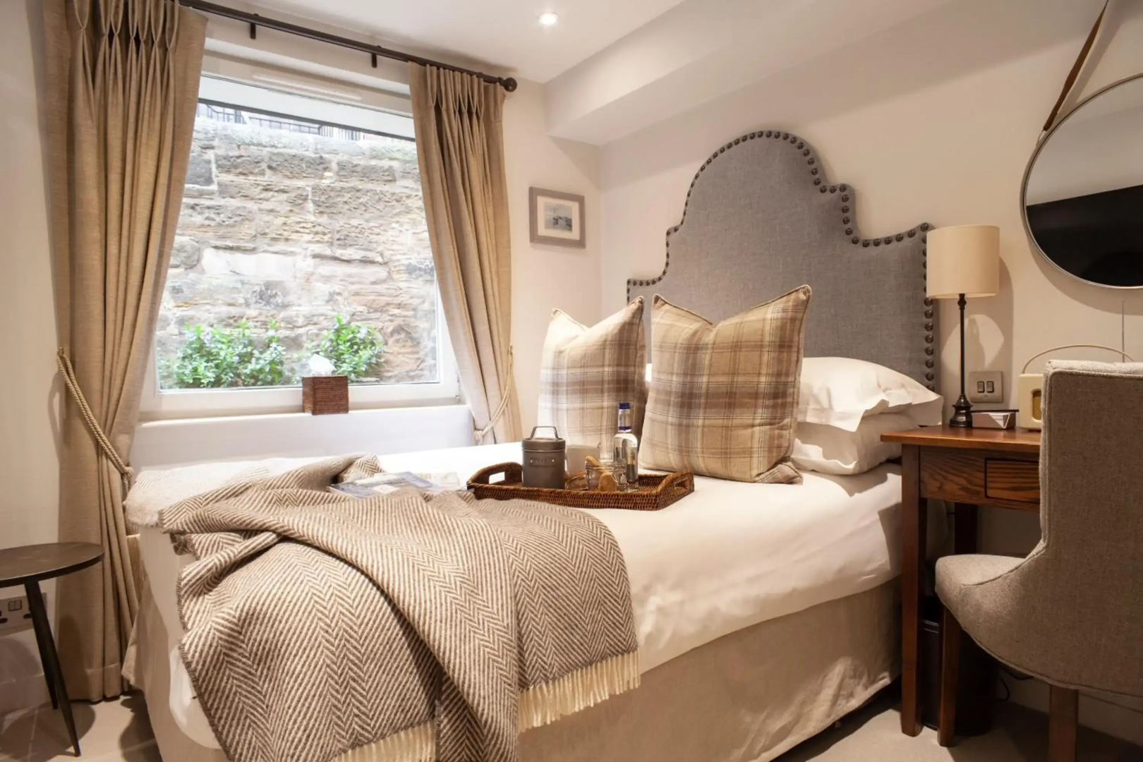 Photo - The Roseate Edinburgh - Small Luxury Hotels of the World