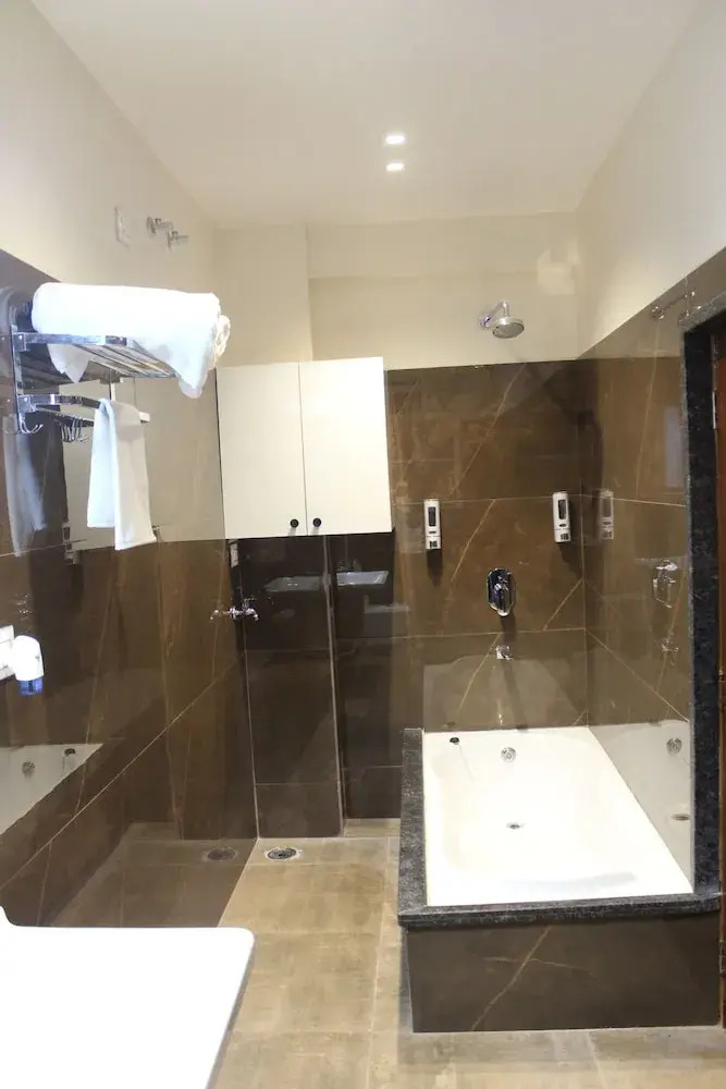 Foto - The Vantage Inn, near US Consulate Gachibowli Hyderabad