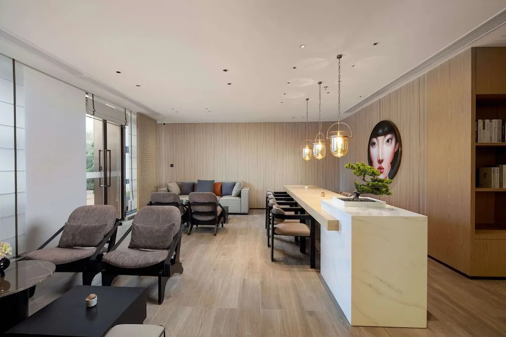 Xiang Ji Executive  Apartment