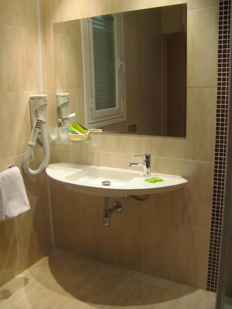 Photo - Hostal T4