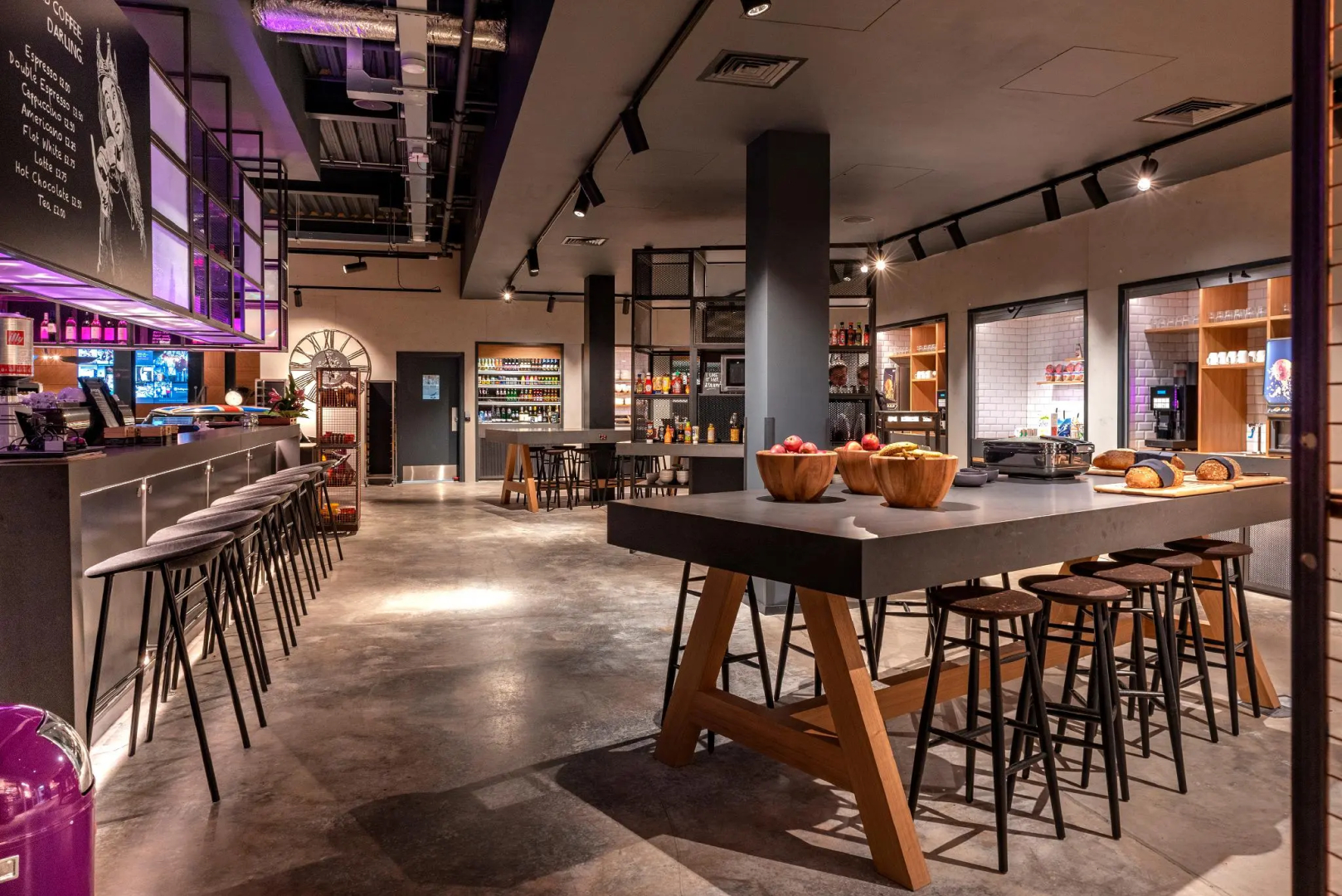 Photo - Moxy London Heathrow Airport